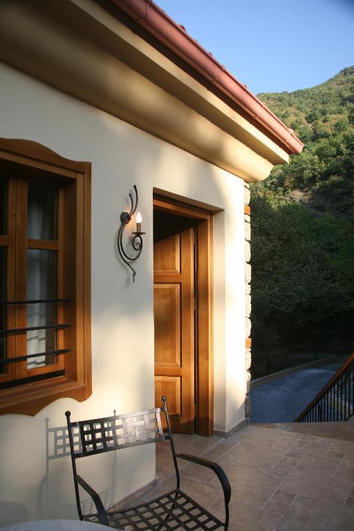 Káto Loutrákion Roes Suites المظهر الخارجي الصورة