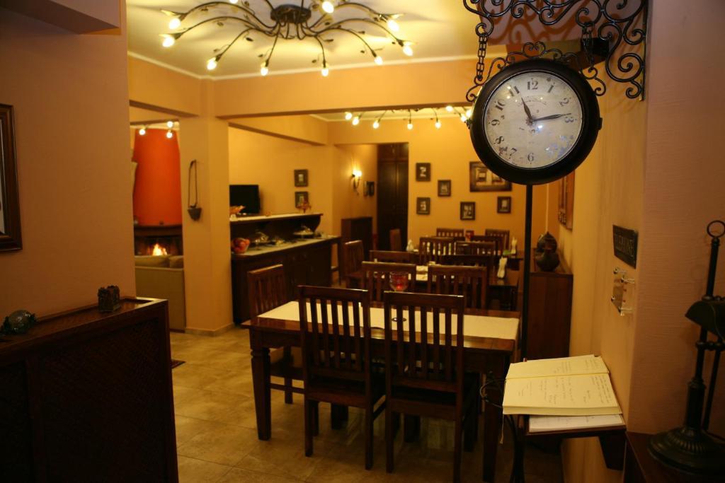 Káto Loutrákion Roes Suites المظهر الخارجي الصورة