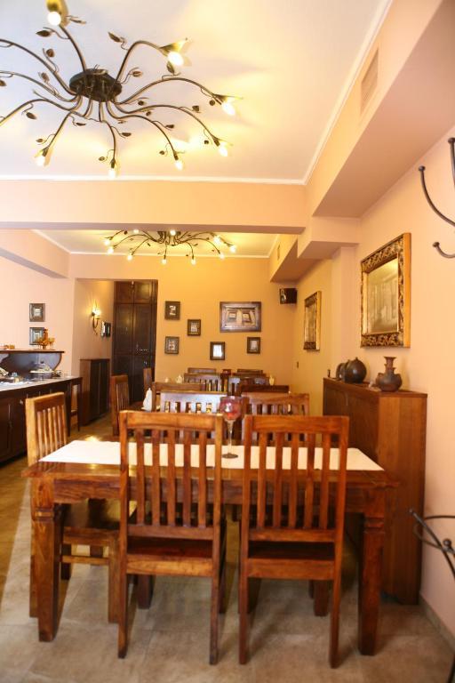Káto Loutrákion Roes Suites المظهر الخارجي الصورة